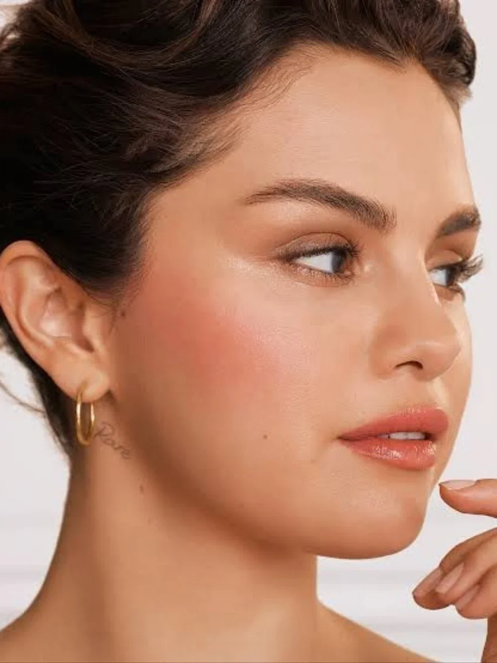 Rare Beauty buildable baked